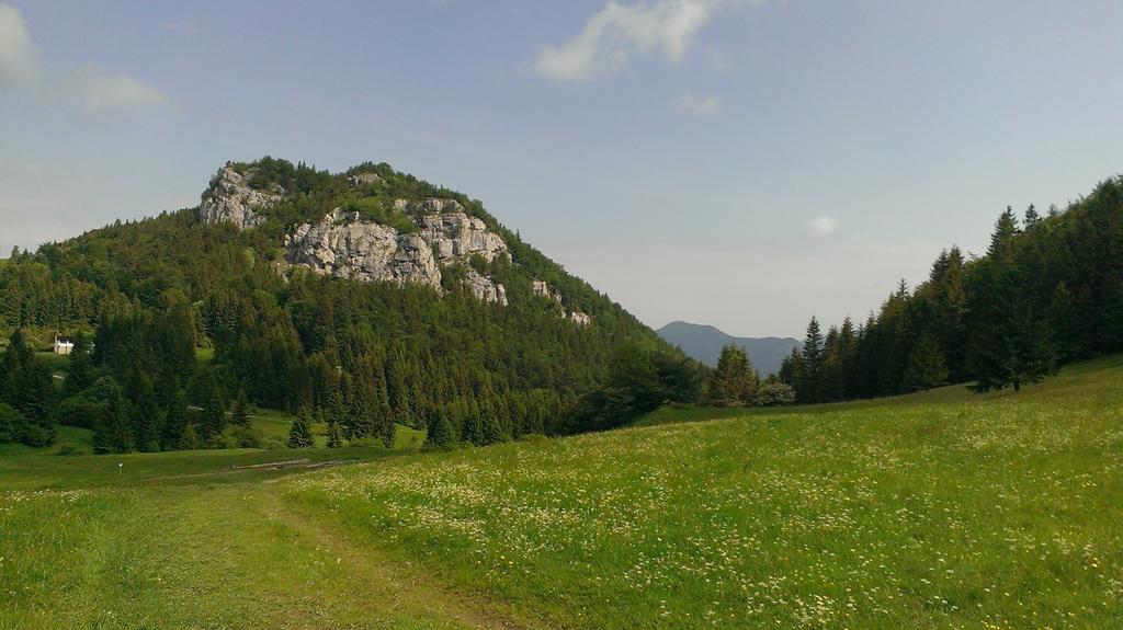 Chata Alpina Ружомберок Экстерьер фото